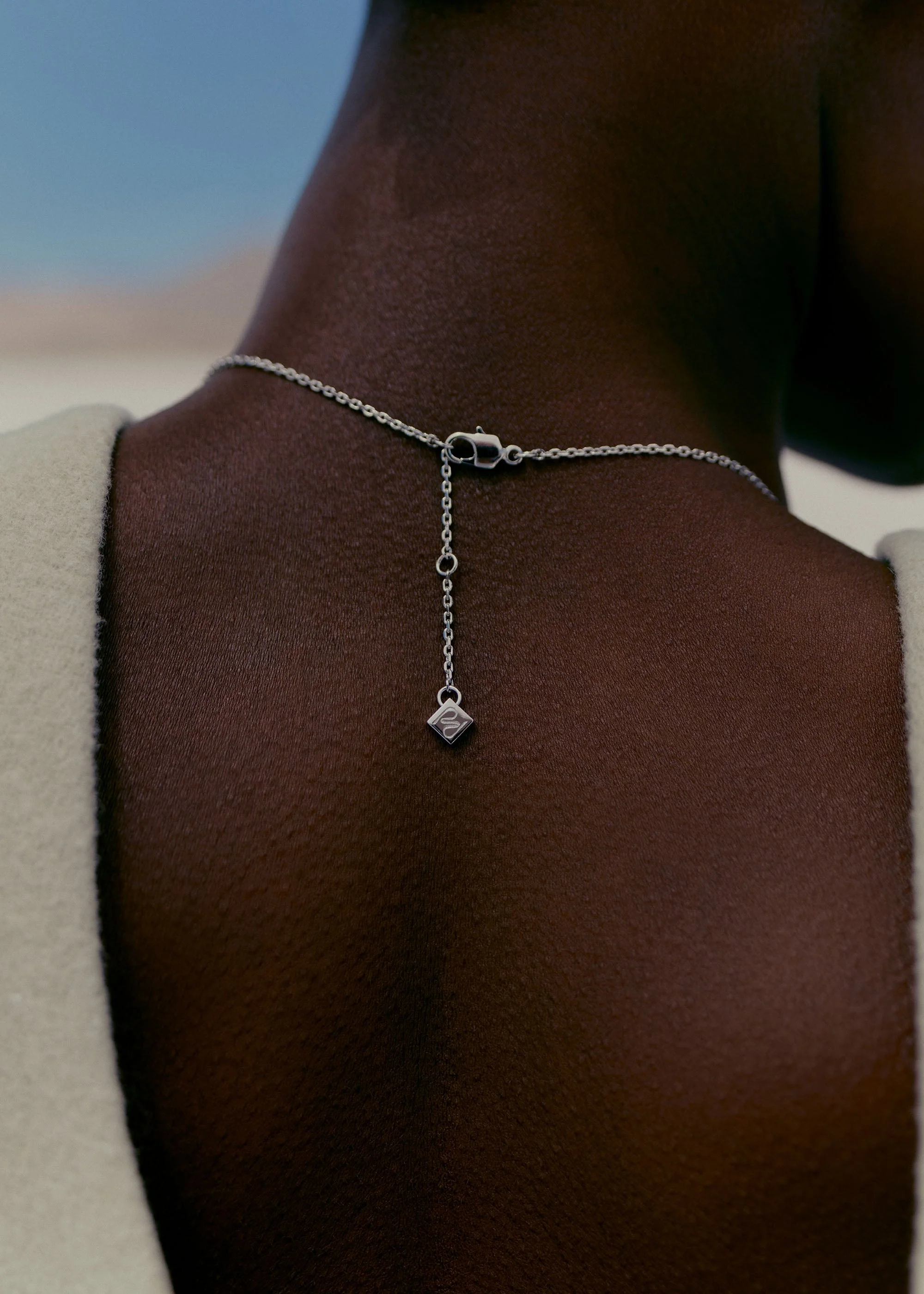 Eroz Double Chain - Silver in rhodium plated brass - Image 3
