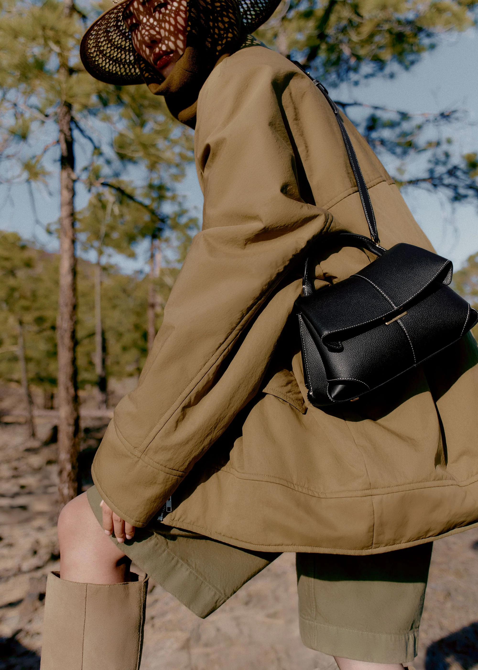 Mokki Mini - Textured Black with Ecru Stitching - Image 4